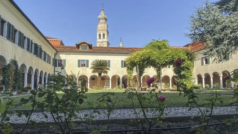 Vartanush la confettura di rose che racconta la cultura armena